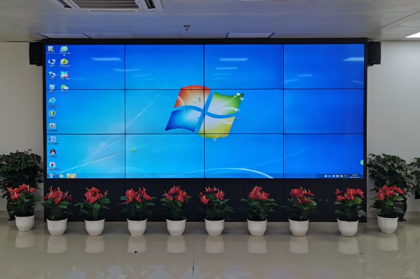 大屏拼接.png 大屏拼接.png